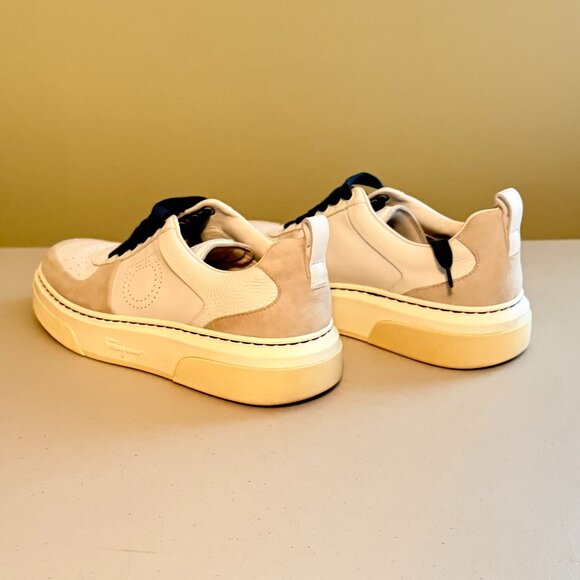 Ferragamo Women's Cassina low-top sneakers Size 9 - Picture 4 of 4